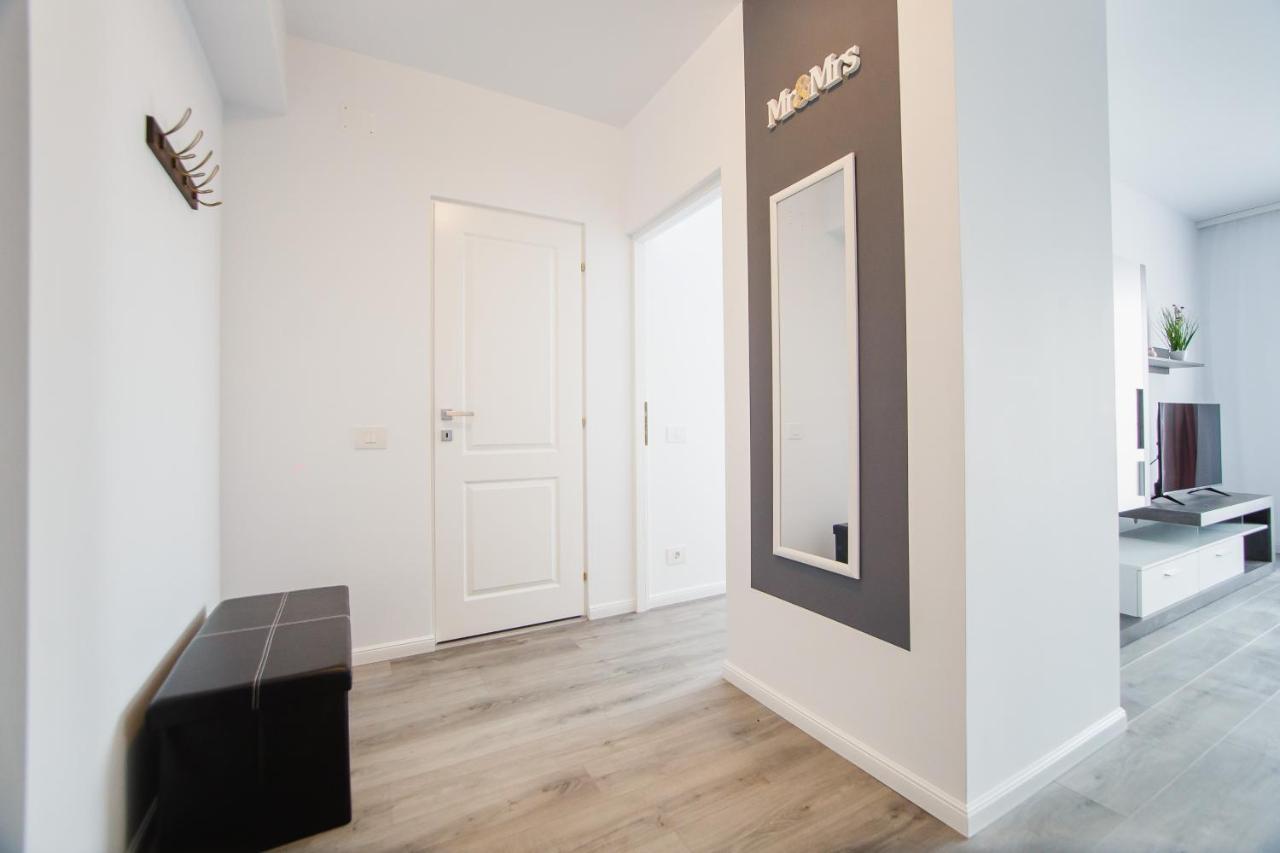 Apartament Trio Pink Oradea Zewnętrze zdjęcie
