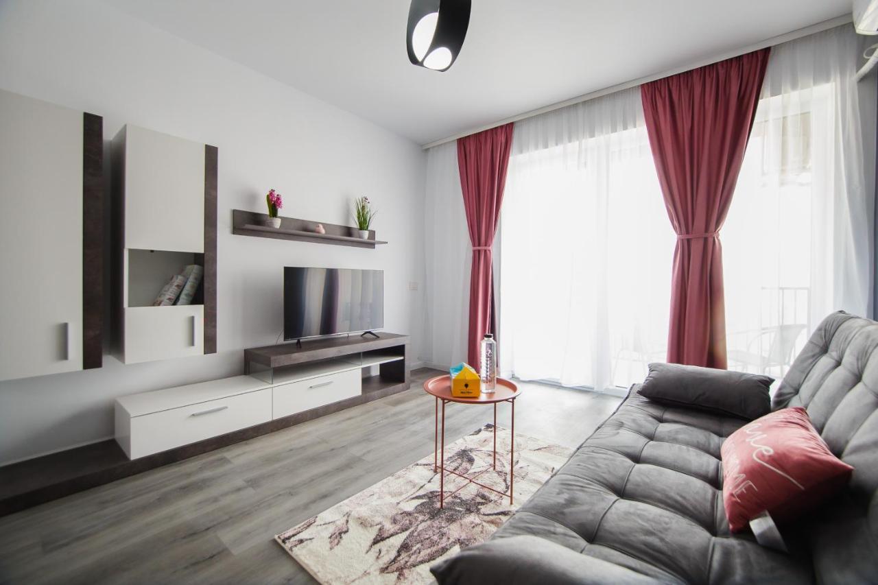 Apartament Trio Pink Oradea Zewnętrze zdjęcie